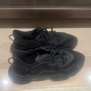 Black Athletic Sneakers